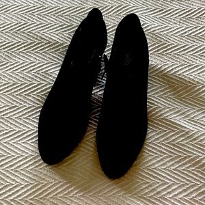 Black suede short boots